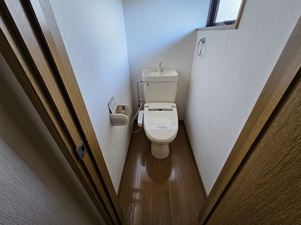 サンハイツ上杉202