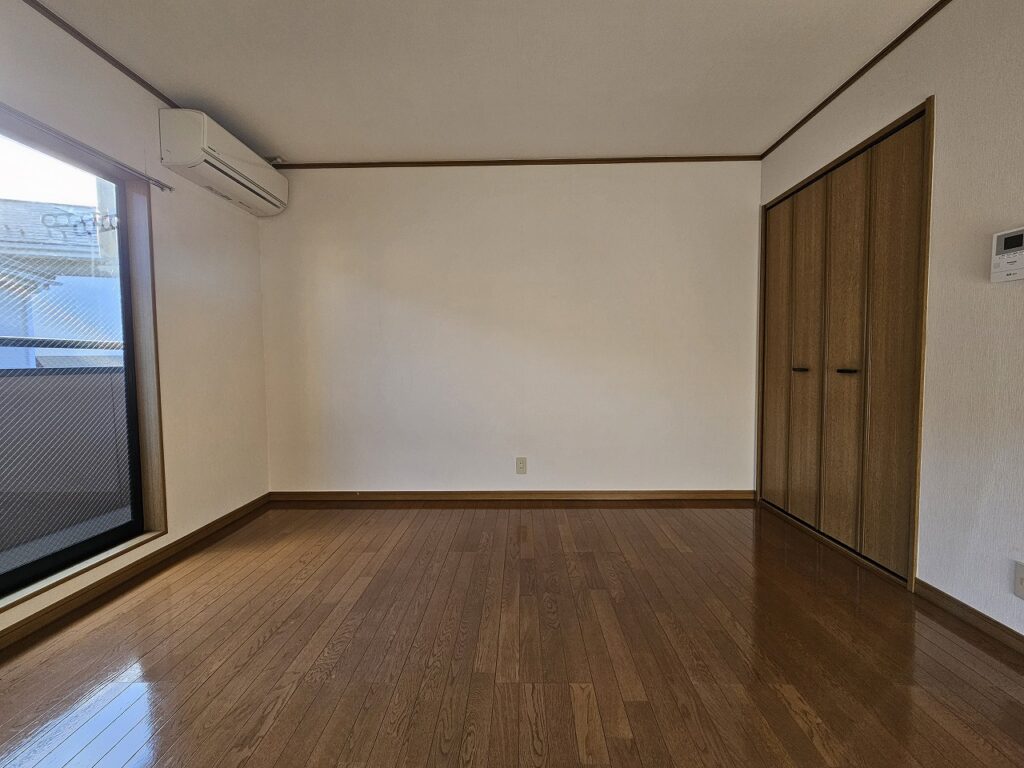 サンハイツ上杉202