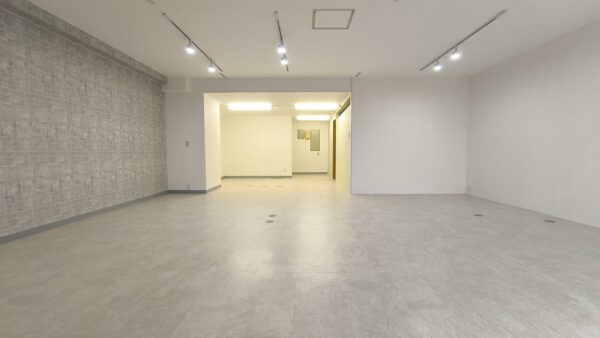 多賀城駅徒歩6分の1階部分の店舗・事務所が入居者募集中です！ 多賀城ロジュマンA棟102号室